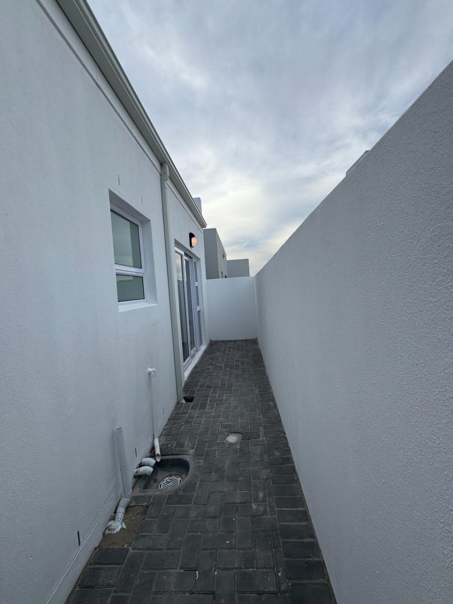 3 Bedroom Property for Sale in Sandown Western Cape